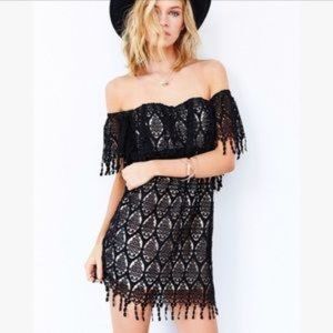 Stone Cold Fox Iowa Off Shoulder Lace Mini Dress Size XS / S